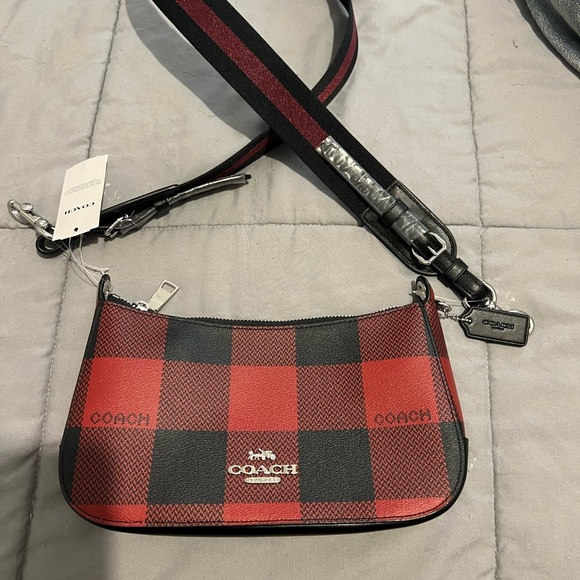 Coach Crossbody Bag - Picture 8 of 8